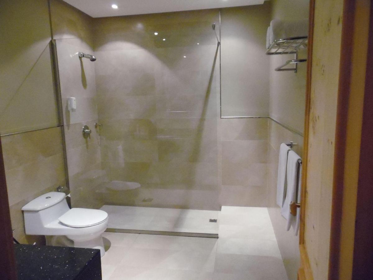 Milan Deluxe Suites Ель-Хубар Екстер'єр фото