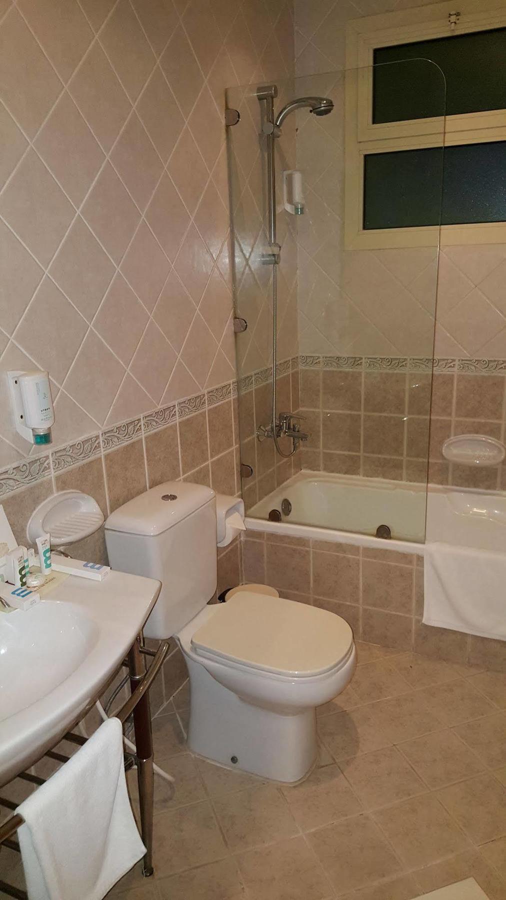 Milan Deluxe Suites Ель-Хубар Екстер'єр фото